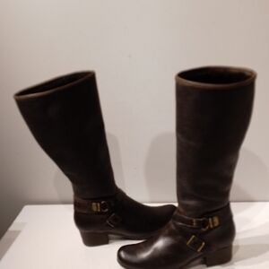Donald J. Pliner Women's Devi Boot Brown Vintage Boots SIZE 9